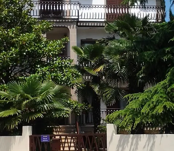 Apartment Lidija