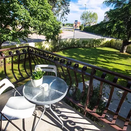 Apartment Lidija