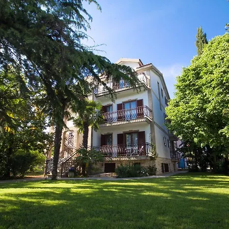 Apartment Lidija *